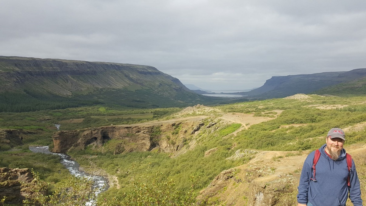 View_of_Hvalfjord_from_Glymur_Falls_Trail_br07q.jpg