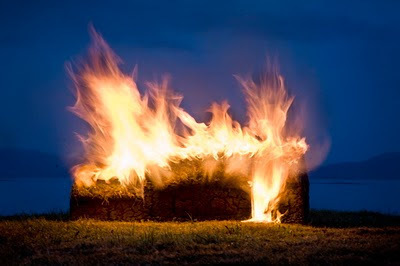 Burning_of_Njal_s_House_by_Fergal_McCarthy.jpg